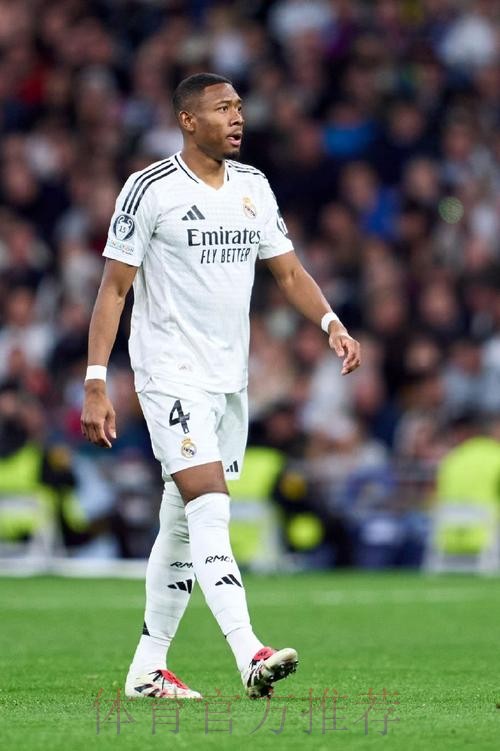 官方:皇马后卫巴列霍外租格拉纳达 今夏两次让号码 官方:皇马后卫巴列霍外租格拉纳达 今夏两次让号码